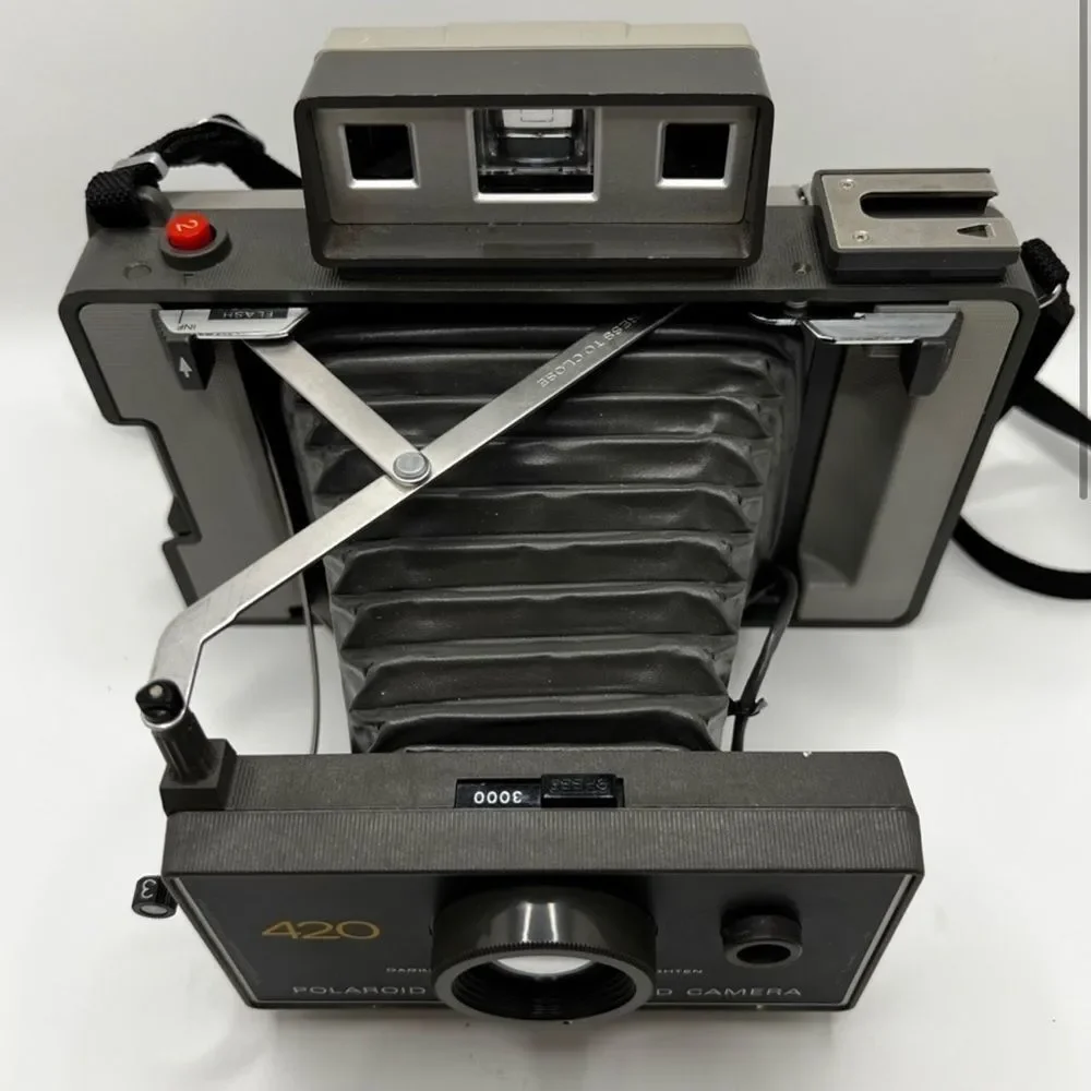 Polaroid Model 420 Vintage Instant Film Camera Packfilm